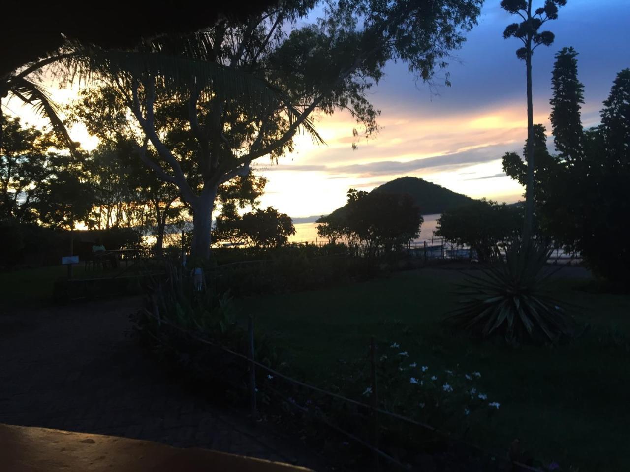 Cape Mac Lodge Cape Maclear Exterior foto