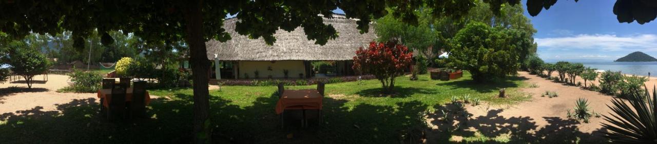 Cape Mac Lodge Cape Maclear Exterior foto