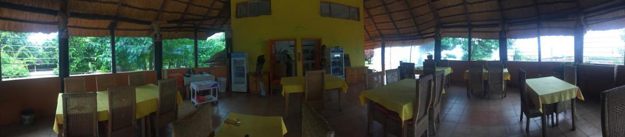 Cape Mac Lodge Cape Maclear Exterior foto